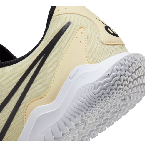 Бутсы зальные NIKE LEGEND 10 ACADEMY IC DV4341-700	